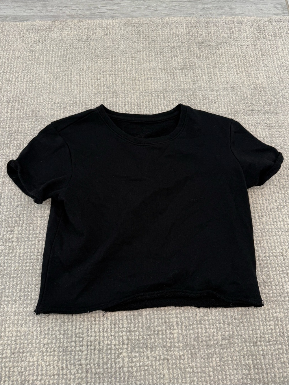 Alphalete Black Crop Tee